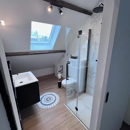 Gite Saphir - Sauna - Pairi Daiza 8 Min - Triplex