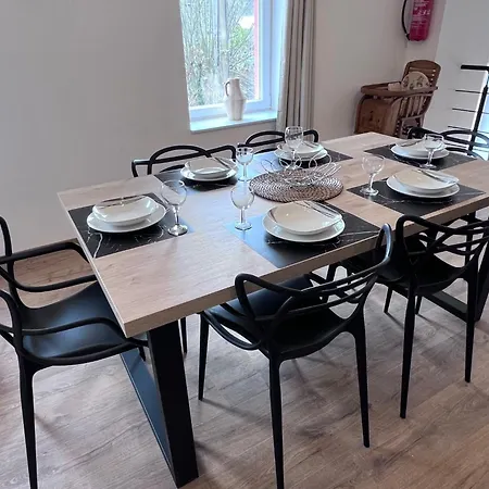Gite Saphir - Sauna - Pairi Daiza 8 Min - Triplex Apartment *