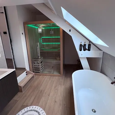 Gite Saphir - Sauna - Pairi Daiza 8 Min - Triplex Apartamento