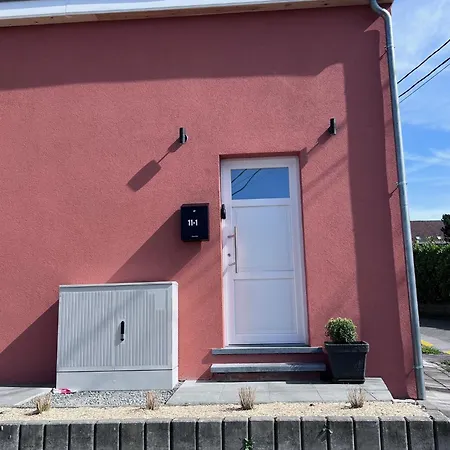 Gite Saphir - Sauna - Pairi Daiza 8 Min - Triplex Apartment Brugelette